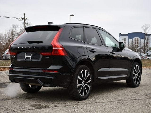 2025 Volvo XC60 B5 Plus