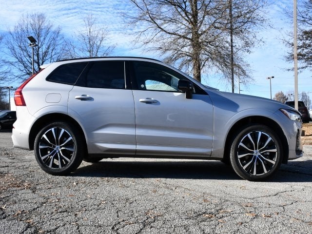 2025 Volvo XC60 B5 Plus
